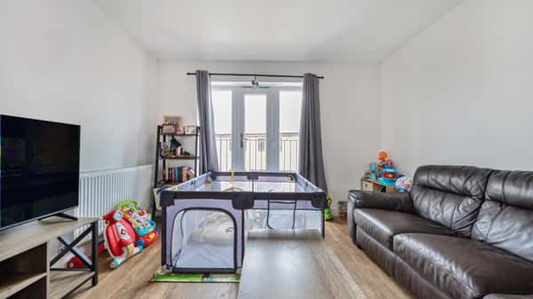 Hooper Crescent, St Neots - Image 3