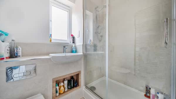 Hooper Crescent, St Neots - Image 10