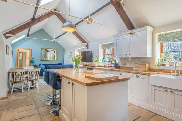 Horton, South Gloucestershire - Image 4