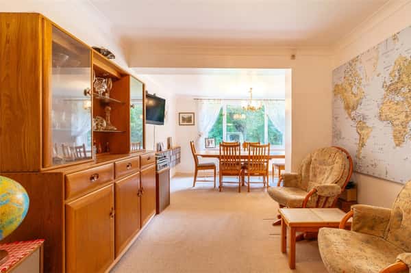 Park Homer Drive, Colehill - Image 7