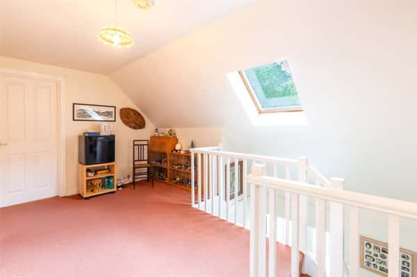 Park Homer Drive, Colehill - Image 19