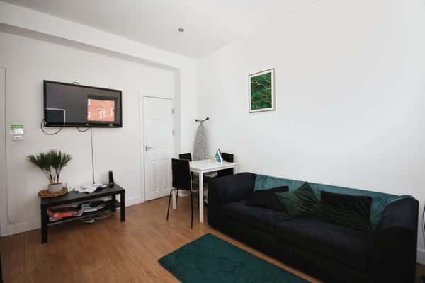 Humber Avenue, Coventry - Image 11