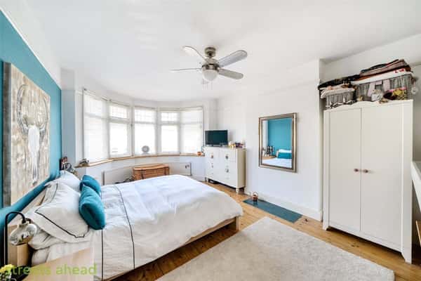 Fairlands Avenue, Thornton Heath - Image 4