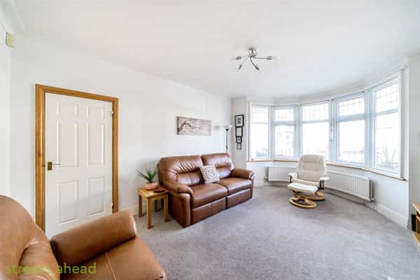 Fairlands Avenue, Thornton Heath - Image 9