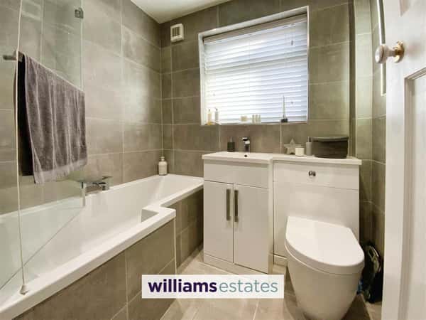 Abergele Road, Rhuddlan - Image 9