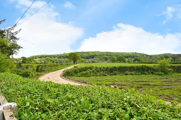 Parks Avenue, South Wingfield - Image 15