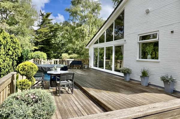 Chapel Rise, Avon Castle, Ringwood - Image 4