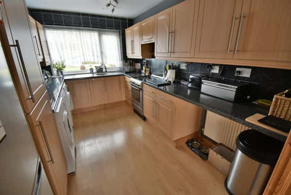 Medway Road, Ferndown - Image 2