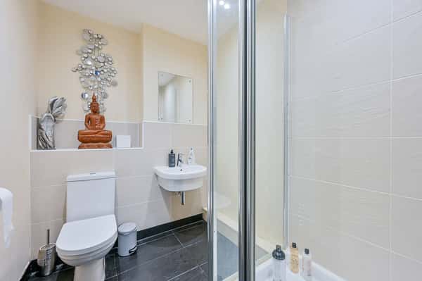 Luminosity Court, Hanwell - Image 3