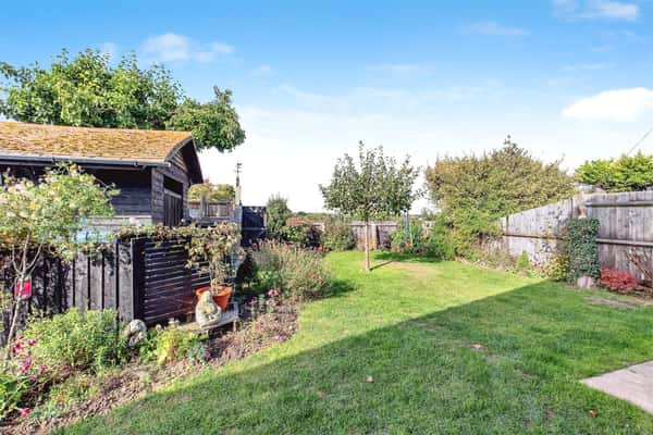 Greenbank Terrace, Kettering - Image 8