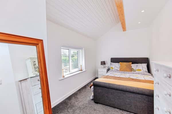 Greenbank Terrace, Kettering - Image 13