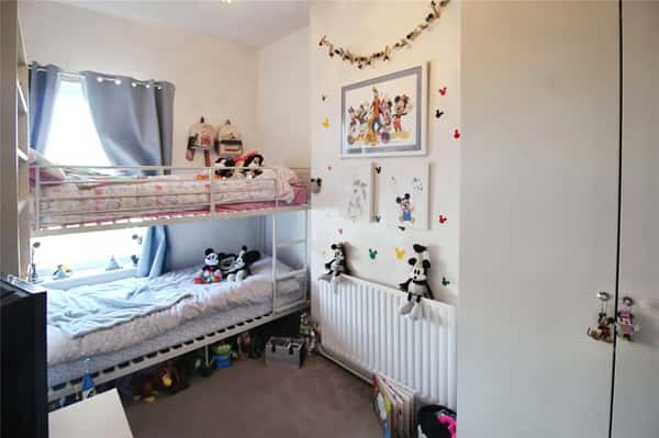 South Road, High Green - Image 11