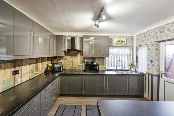 Hook Road, Goole - Image 5