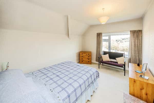 Rochdale Road, Halifax - Image 14