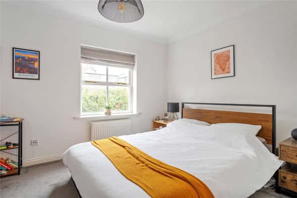 Deacon Mews, Islington - Image 10