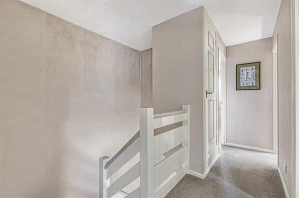 Vicarage Causeway, Hertford Heath - Image 17