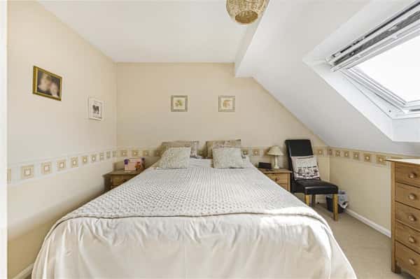 Vicarage Causeway, Hertford Heath - Image 18