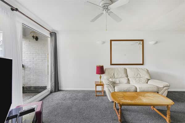 The Spinney, Hertford - Image 10