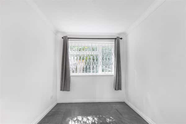 The Spinney, Hertford - Image 14