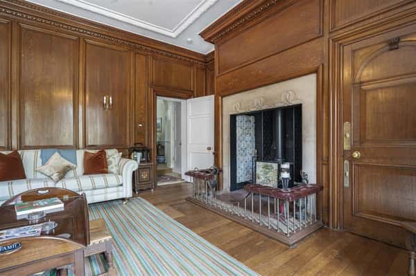 St Margaretsbury House, Stanstead Abbotts - Image 7