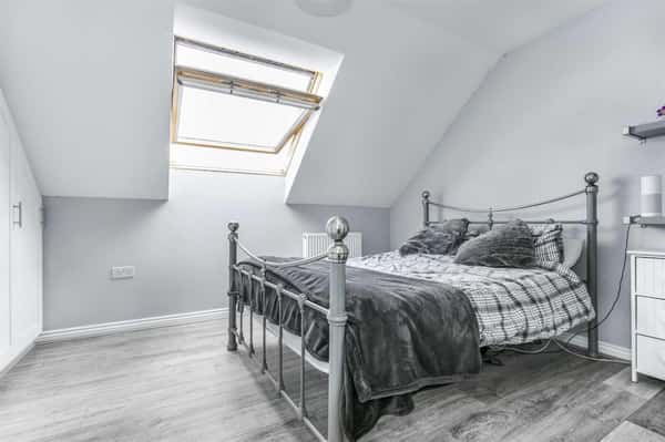 Stoney Fields, Watton At Stone - Image 4