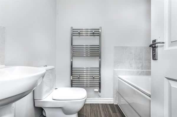 Stoney Fields, Watton At Stone - Image 18