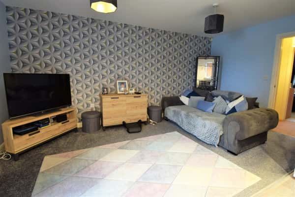 Lambwath Hall Court, Hull - Image 3