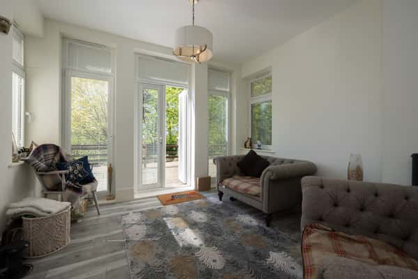 Woodend, Hythe - Image 4