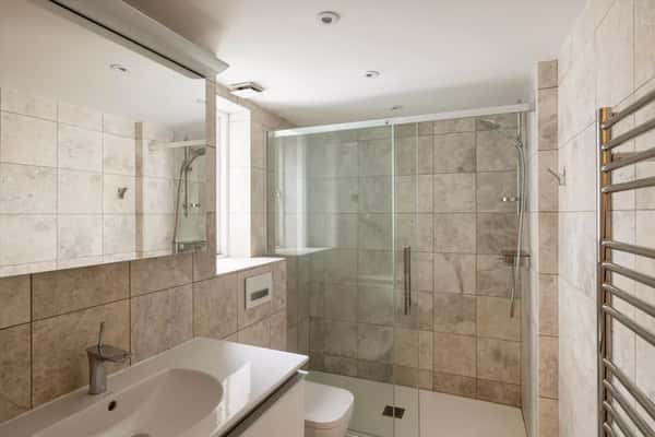 Compton Road, Islington - Image 17