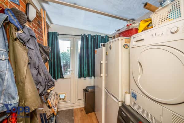 Warmlake Road, Maidstone - Image 9