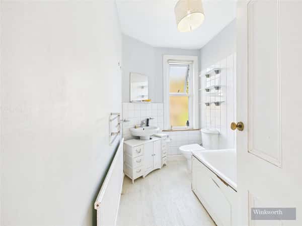 Thornhill Road, Surbiton - Image 5