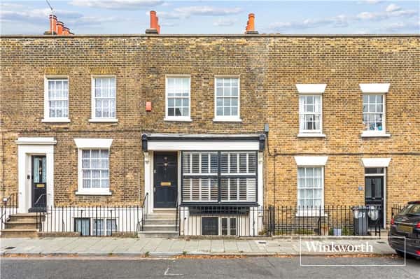 Walcot Square, Kennington - Image 1