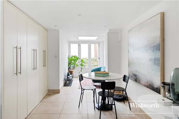 Walcot Square, Kennington - Image 11