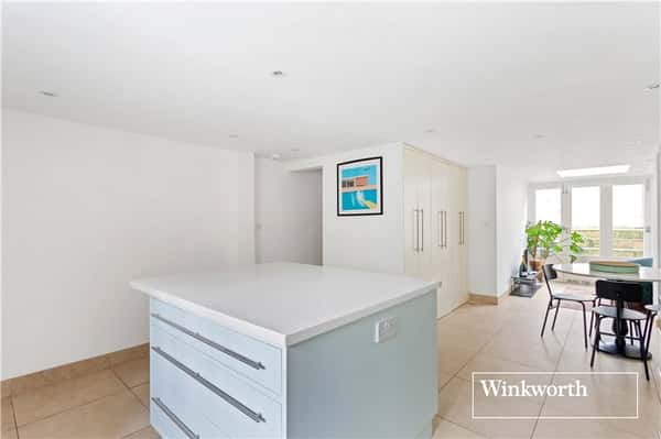 Walcot Square, Kennington - Image 14