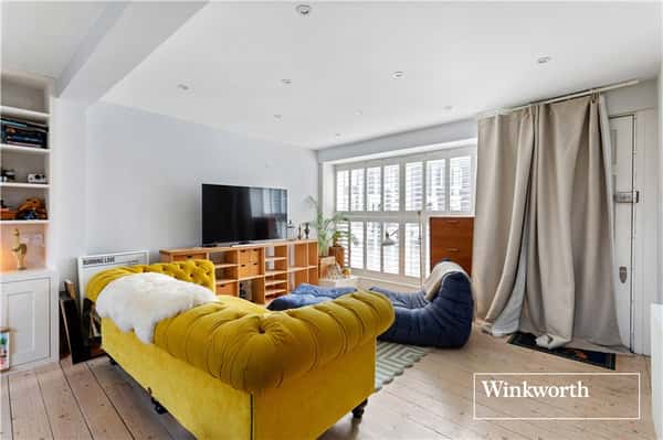 Walcot Square, Kennington - Image 17