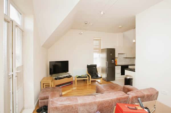 Richmond Gate, Hinckley - Image 7