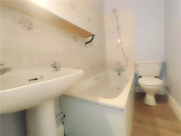 South Terrace, Littlehampton - Image 5