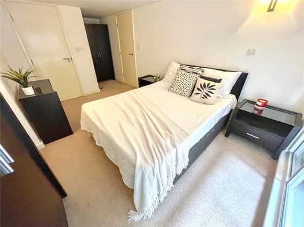 Old Hall Street, Liverpool - Image 5