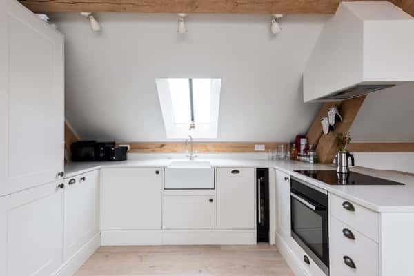 High Street, Marshfield - Image 6