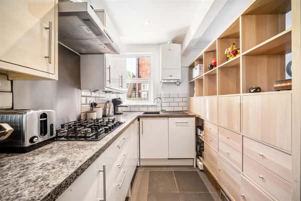 Kingston Road, Raynes Park - Image 2