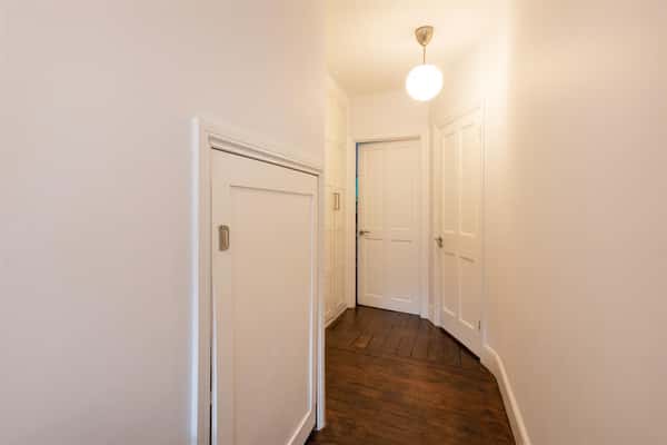 Kingston Road, Raynes Park - Image 16