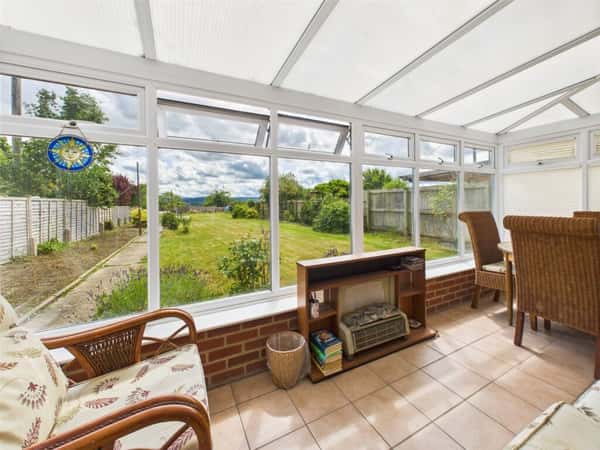 Main Road, Gloucester - Image 5