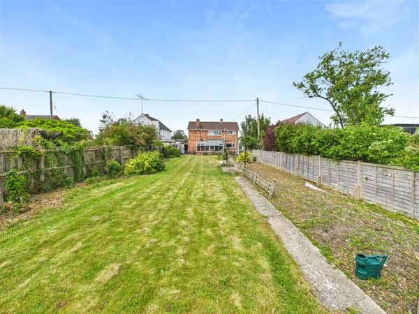 Main Road, Gloucester - Image 11