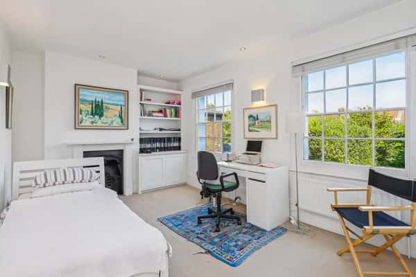 Palace Road, East Molesey - Image 11