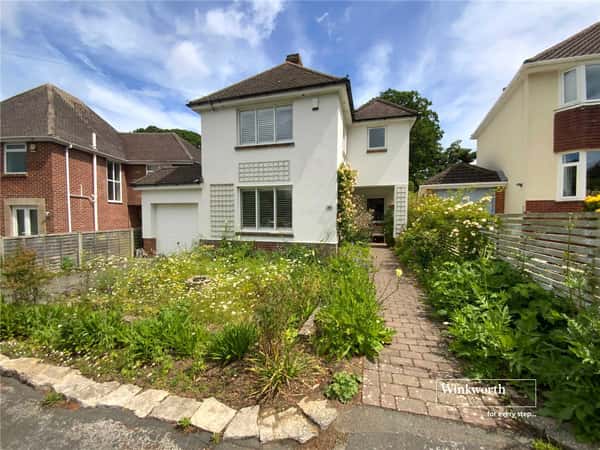 Shelley Close, Highcliffe - Image 1