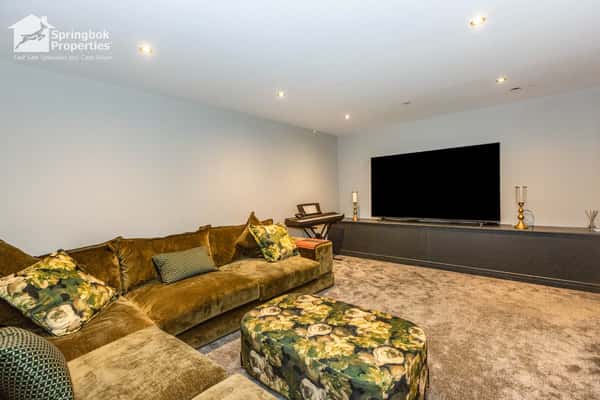 Dyffryn Road, Swansea - Image 2