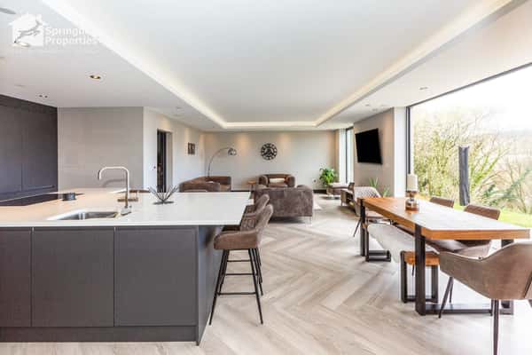 Dyffryn Road, Swansea - Image 4