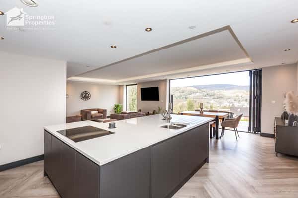 Dyffryn Road, Swansea - Image 6