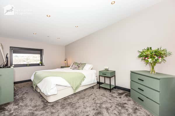 Dyffryn Road, Swansea - Image 10