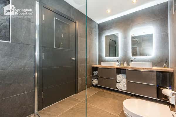 Dyffryn Road, Swansea - Image 13